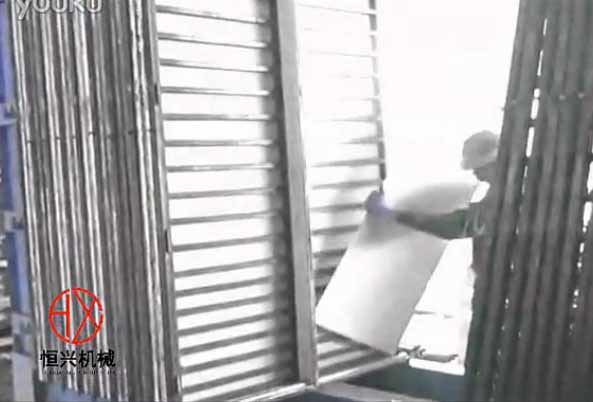 牆闆簡(jiǎn)易線視頻(pin) 簡易式輕(qīng)質牆闆設(she)備