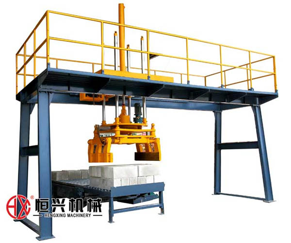 陶粒(lì)加氣塊(kuài)碼垛機(jī)