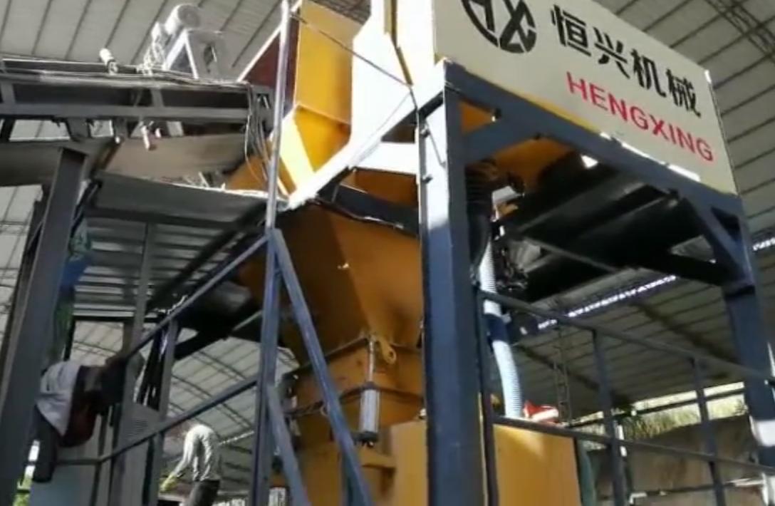 免蒸加氣塊(kuài)設備 免蒸加(jiā)氣磚生産線(xian)現場視頻