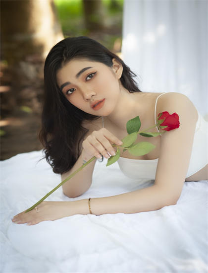 男人与少妇内射大大叫_白雪姬快播_电影运镜视频AI免费做